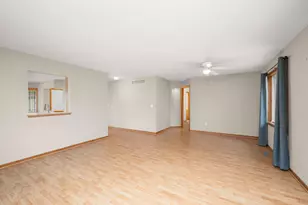 411 Independence Street NE, New Prague, MN 56071 - Photo 8
