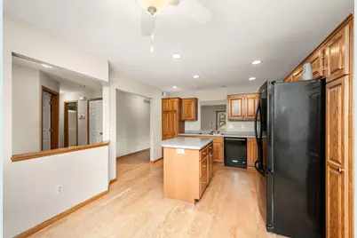 411 Independence Street NE, New Prague, MN 56071 - Photo 2
