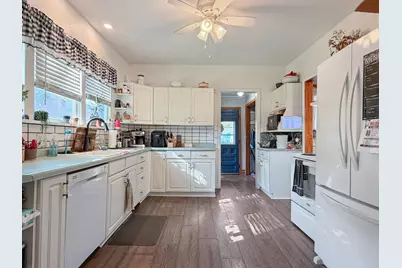 313 Hollett Street, Tracy, MN 56175 - Photo 18