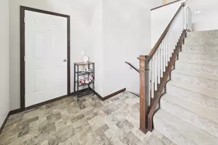 114 Collina Cir, Avon, MN 56310 - Photo 4