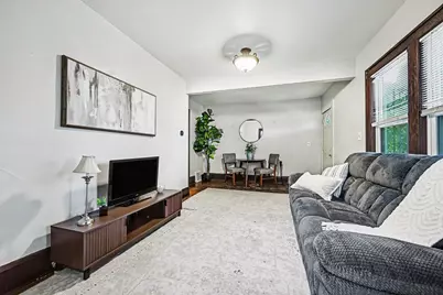 956 Juno Avenue, Saint Paul, MN 55102 - Photo 2