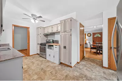 3249 Scott Avenue N, Golden Valley, MN 55422 - Photo 14