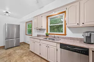 3249 Scott Ave N, Golden Valley, MN 55422 - Photo 12