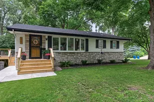 3249 Scott Ave N, Golden Valley, MN 55422 - Photo 2
