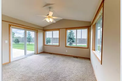 2880 126th Avenue NW, Coon Rapids, MN 55448 - Photo 18