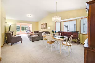 14118 Essex Ln, Apple Valley, MN 55124 - Photo 6
