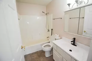 2094 11th Ave SE, Rochester, MN 55904 - Photo 8