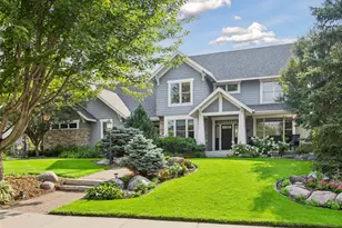 3300 Crestmoor Bay, Woodbury, MN 55125 - Photo 2