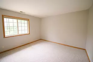 1876 Deerhaven Ln NE, Rochester, MN 55906 - Photo 12