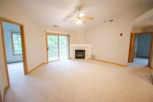 1876 Deerhaven Ln NE, Rochester, MN 55906 - Photo 6