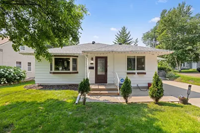 2812 30th Avenue NE, Saint Anthony, MN 55418 - Photo 1