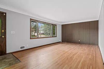 1444 McLeod Street NE, Columbia Heights, MN 55421 - Photo 2