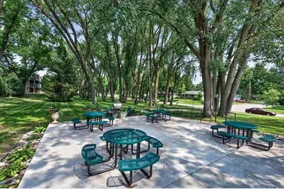 2800 Hamline Avenue N #102, Roseville, MN 55113 - Photo 20