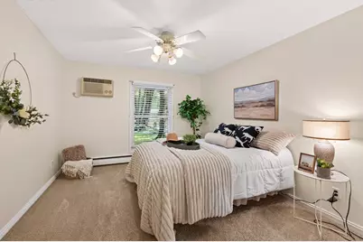 2800 Hamline Avenue N #102, Roseville, MN 55113 - Photo 16