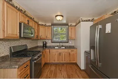 1824 N 53rd Street, Superior, WI 54880 - Photo 8