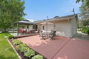 7529 Immanuel Ave S, Cottage Grove, MN 55016 - Photo 8