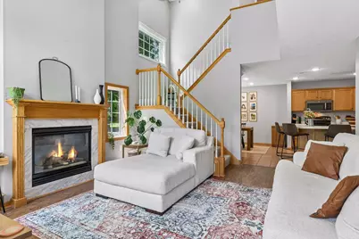 2331 Oakridge Circle, Hudson, WI 54016 - Photo 6