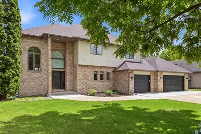 5900 Otter Ridge Circle, White Bear Lake, MN 55110 - Photo 2