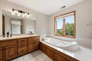 5900 Otter Ridge Cir, White Bear Lake, MN 55110 - Photo 24