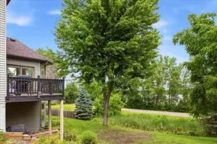 5900 Otter Ridge Cir, White Bear Lake, MN 55110 - Photo 44