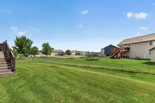 1536 Ponderosa Ln, New Richmond, WI 54017 - Photo 18