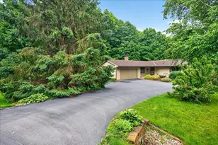 1296 Blue Heron Trail, Shakopee, MN 55379 - Photo 2