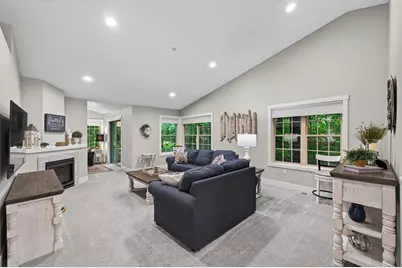 10868 Woodland Drive, Chisago City, MN 55013 - Photo 12