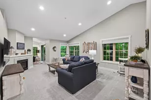 10868 Woodland Dr, Chisago City, MN 55013 - Photo 12