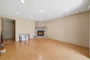 5591 Donegal Dr, Shoreview, MN 55126 - Photo 18