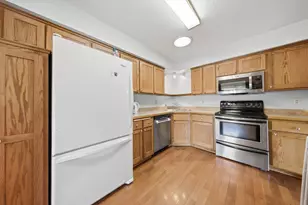 5591 Donegal Dr, Shoreview, MN 55126 - Photo 10