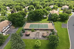5591 Donegal Dr, Shoreview, MN 55126 - Photo 26