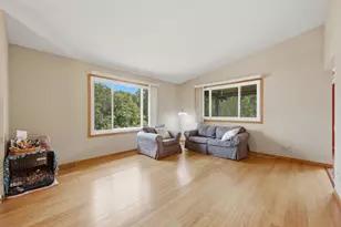 5591 Donegal Dr, Shoreview, MN 55126 - Photo 8