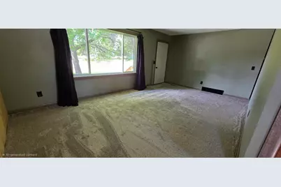 610 16th Street E, International Falls, MN 56649 - Photo 4
