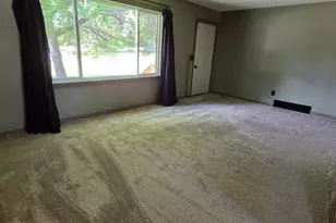 610 16th St E, International Falls, MN 56649 - Photo 4