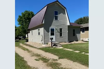 872 12th Street, Windom, MN 56101 - Photo 1