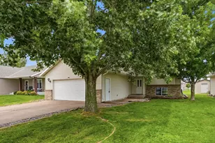107 Green Meadow St, Foley, MN 56329 - Photo 4