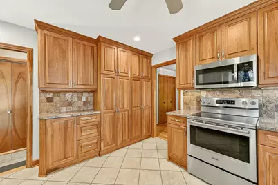 523 21st Street NE, Rochester, MN 55906 - Photo 10