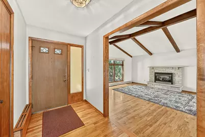 523 21st Street NE, Rochester, MN 55906 - Photo 2
