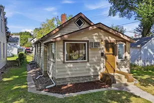 1015 Kruse St, West Saint Paul, MN 55118 - Photo 2