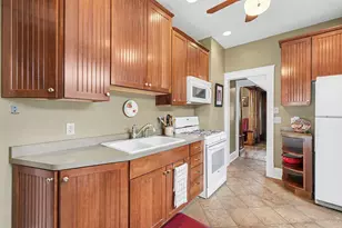 998 Minnehaha Ave W, Saint Paul, MN 55104 - Photo 4