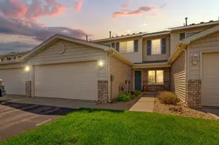 1526 Praha St SE, New Prague, MN 56071 - Photo 2