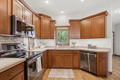 1023 Woodland Drive, Hastings, MN 55033 - Photo 6