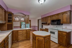 377 Carol Ct, North Mankato, MN 56003 - Photo 8