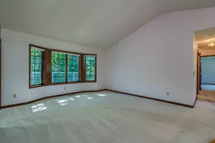 377 Carol Ct, North Mankato, MN 56003 - Photo 4