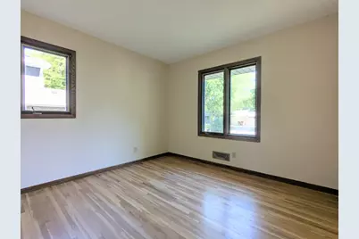 6065 Oakwood Road, Woodbury, MN 55125 - Photo 12