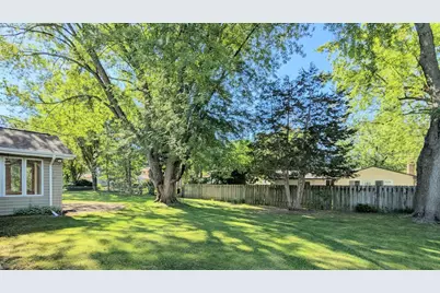 6065 Oakwood Road, Woodbury, MN 55125 - Photo 22