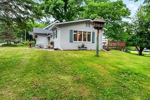 910 1st St, Spooner, WI 54801 - Photo 8