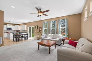11175 Black Oaks Ct N, Dayton, MN 55369 - Photo 10