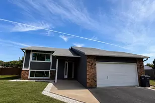 13693 Hidden Creek Dr, Andover, MN 55304 - Photo 1