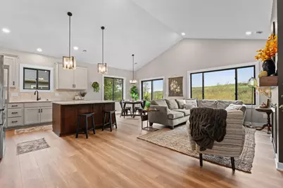 1326 Falstone Alcove NE, Byron, MN 55920 - Photo 4